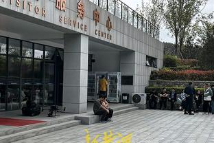 Phóng viên: Dương Phàm đã theo Thành Đô Dung Thành huấn luyện